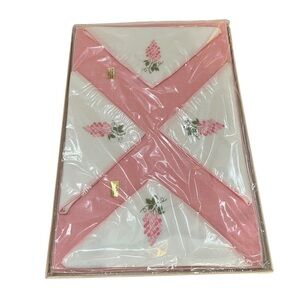 Timely Linens Cloth Placemats and Embroidered Napkin Set of 8 Vintage